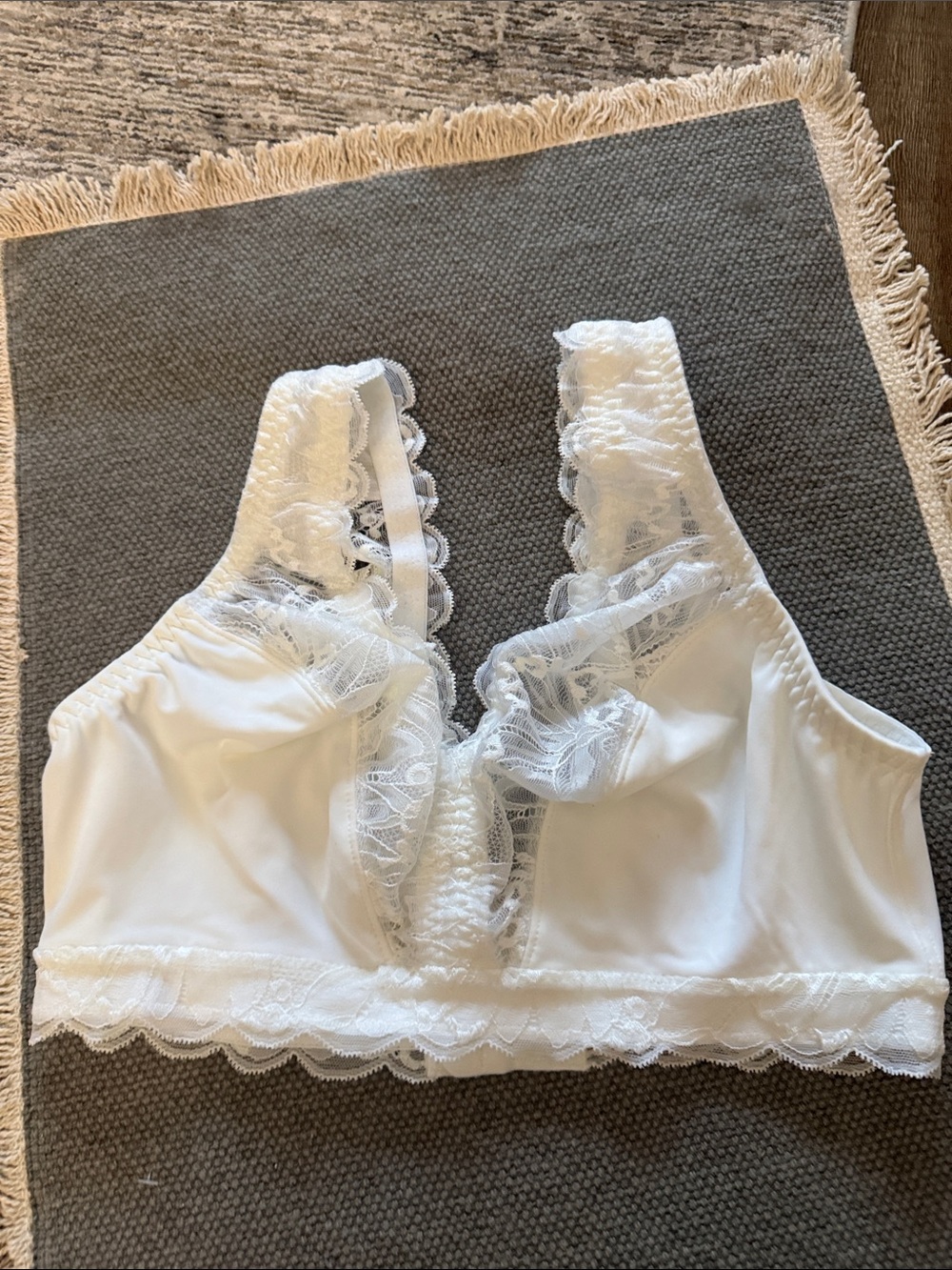 Breezies soft support Lace Trim Bralette Top - White, Nude, Black small - Picture 8 of 13
